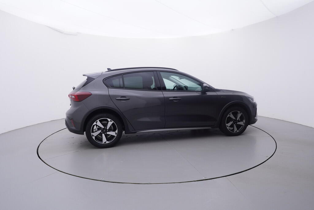 OV190V10132_15.webp_FOCUS Active Titamium 1.0  92 kW manuál