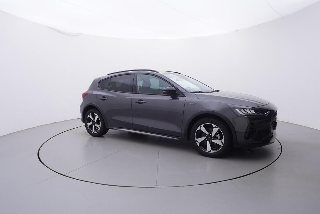 OV190V10132_16.webp_FOCUS Active Titamium 1.0  92 kW manuál