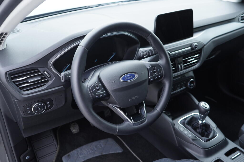 OV190V10132_21.webp_FOCUS Active Titamium 1.0  92 kW manuál