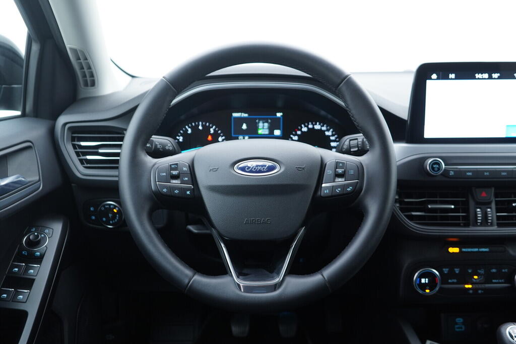 OV190V10132_26.webp_FOCUS Active Titamium 1.0  92 kW manuál