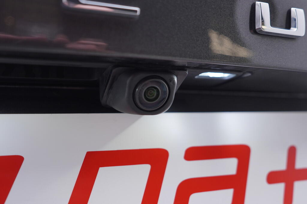 OV190V10132_37.webp_FOCUS Active Titamium 1.0  92 kW manuál