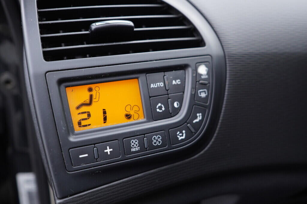 OV190V10135_23.webp_C4 PICASSO  1.6 VTi 88 kW manuál