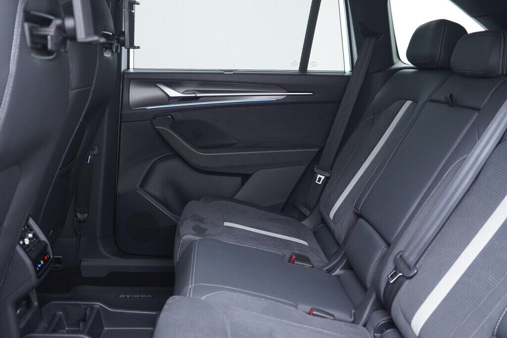 OV190V10137_38.webp_KODIAQ SportLine 2.0 TDI 142 kW automat, DPH