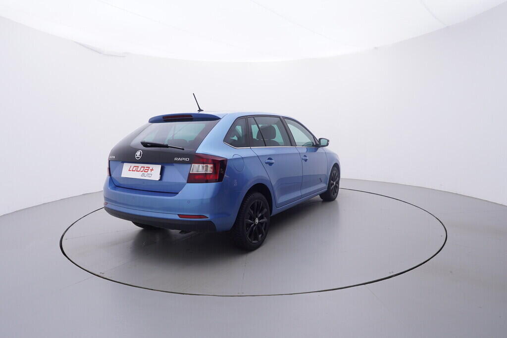 OV190V10152_14.webp_RAPID Style 1.0 TSI 81 kW manuál