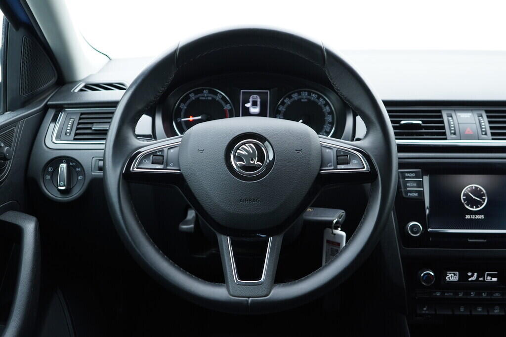 OV190V10152_26.webp_RAPID Style 1.0 TSI 81 kW manuál