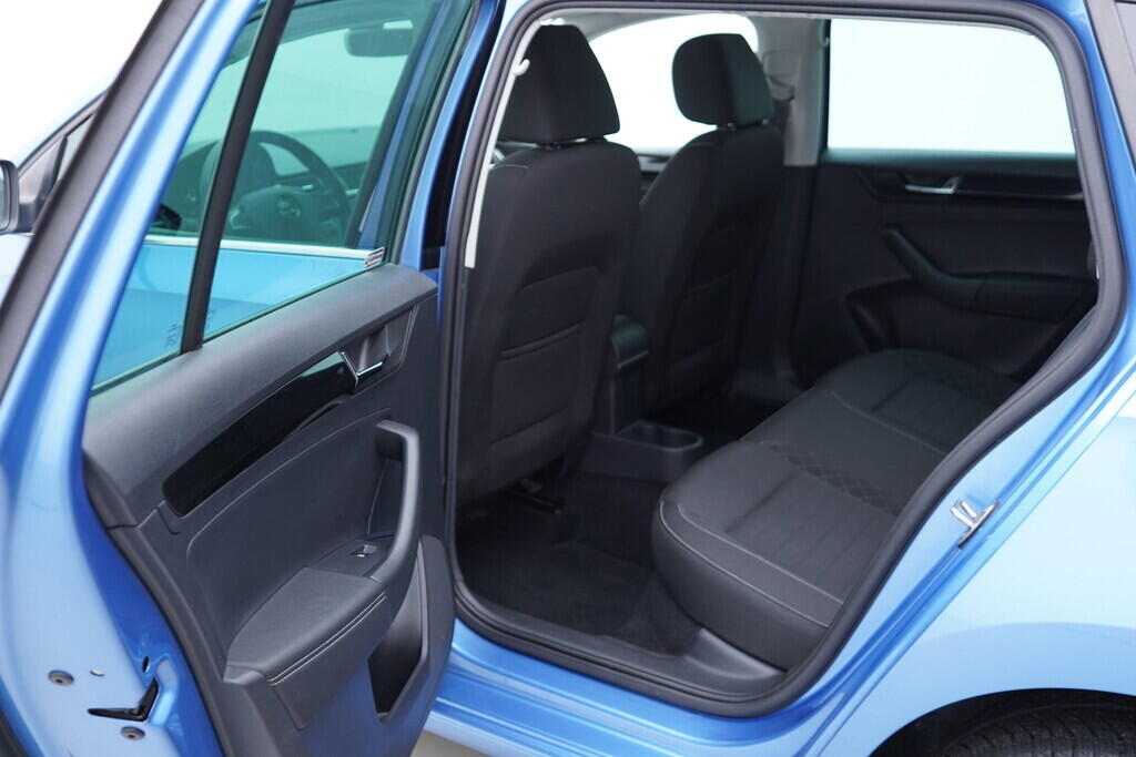 OV190V10152_31.webp_RAPID Style 1.0 TSI 81 kW manuál