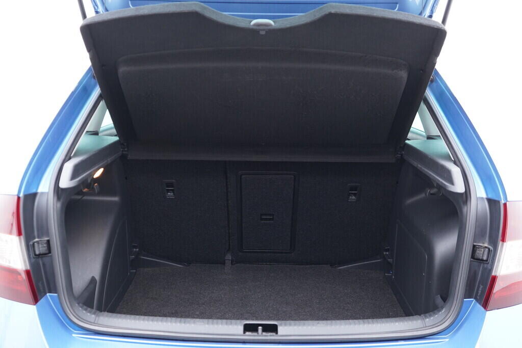 OV190V10152_33.webp_RAPID Style 1.0 TSI 81 kW manuál