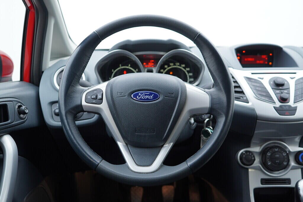 OV190V10154_26.webp_FIESTA  1.2  60 kW manuál