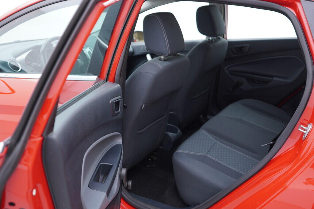 OV190V10154_31.webp_FIESTA  1.2  60 kW manuál