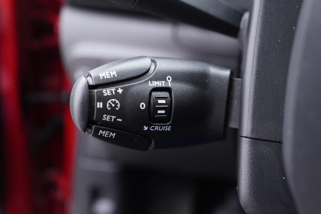 OV190V10155_24.webp_C3  1.2 1.2 PureTech 60 kW manuál