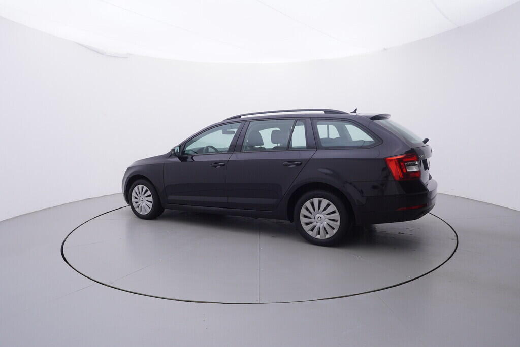 OV190V10156_12.webp_OCTAVIA Ambition 1.5 TSI 110 kW manuál