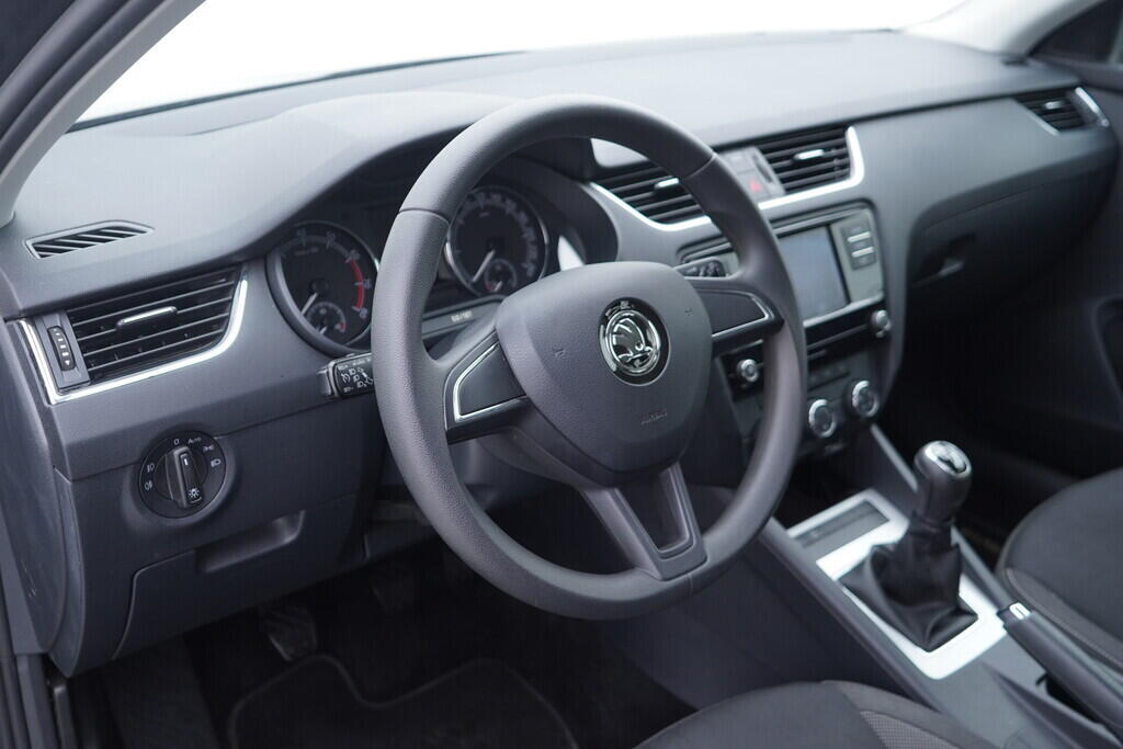 OV190V10156_22.webp_OCTAVIA Ambition 1.5 TSI 110 kW manuál