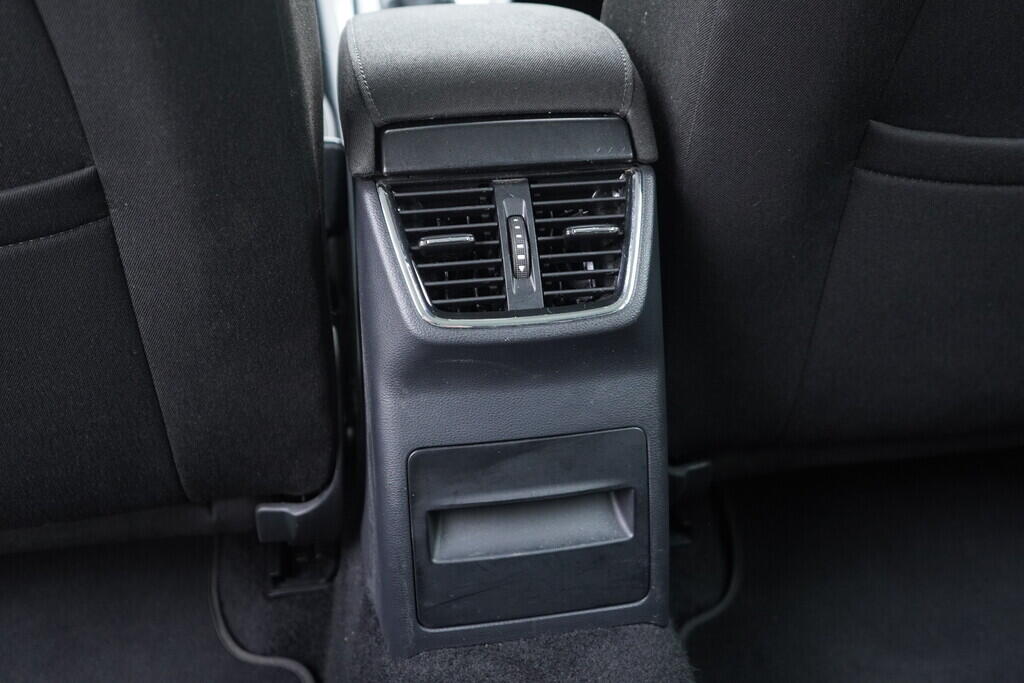 OV190V10156_33.webp_OCTAVIA Ambition 1.5 TSI 110 kW manuál