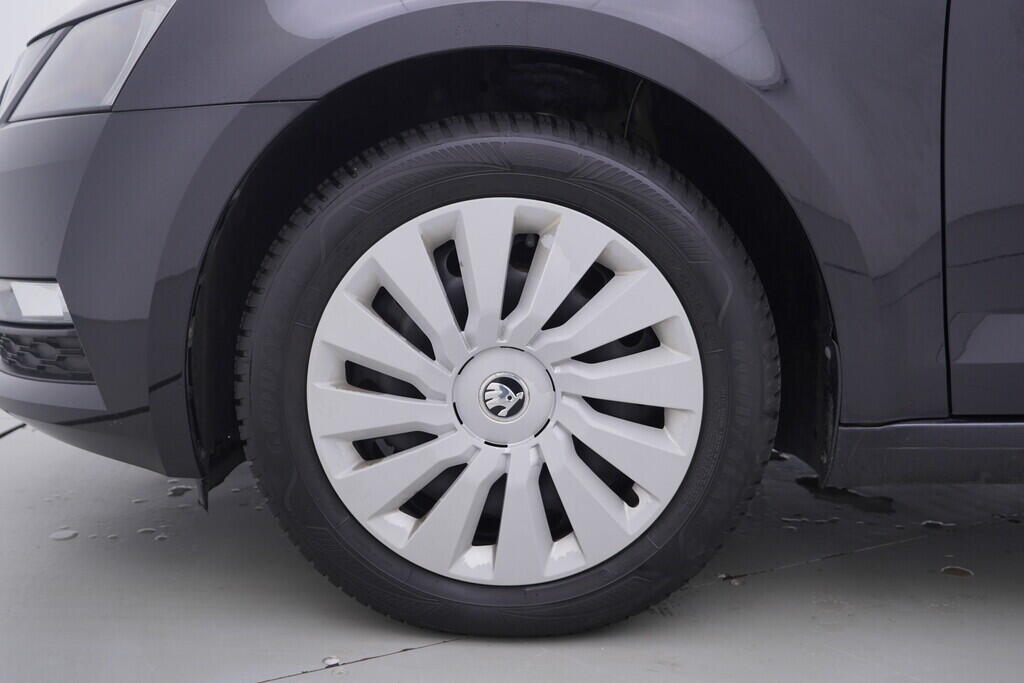 OV190V10156_36.webp_OCTAVIA Ambition 1.5 TSI 110 kW manuál