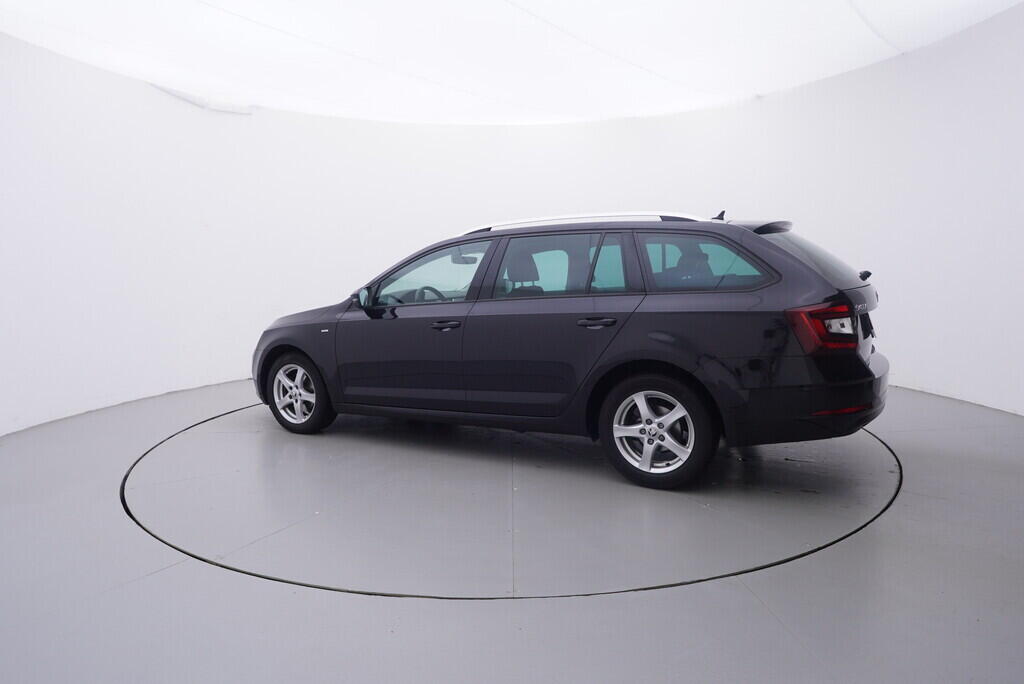 OV190V10157_12.webp_OCTAVIA Drive 2.0 TDI 110 kW automat, DPH