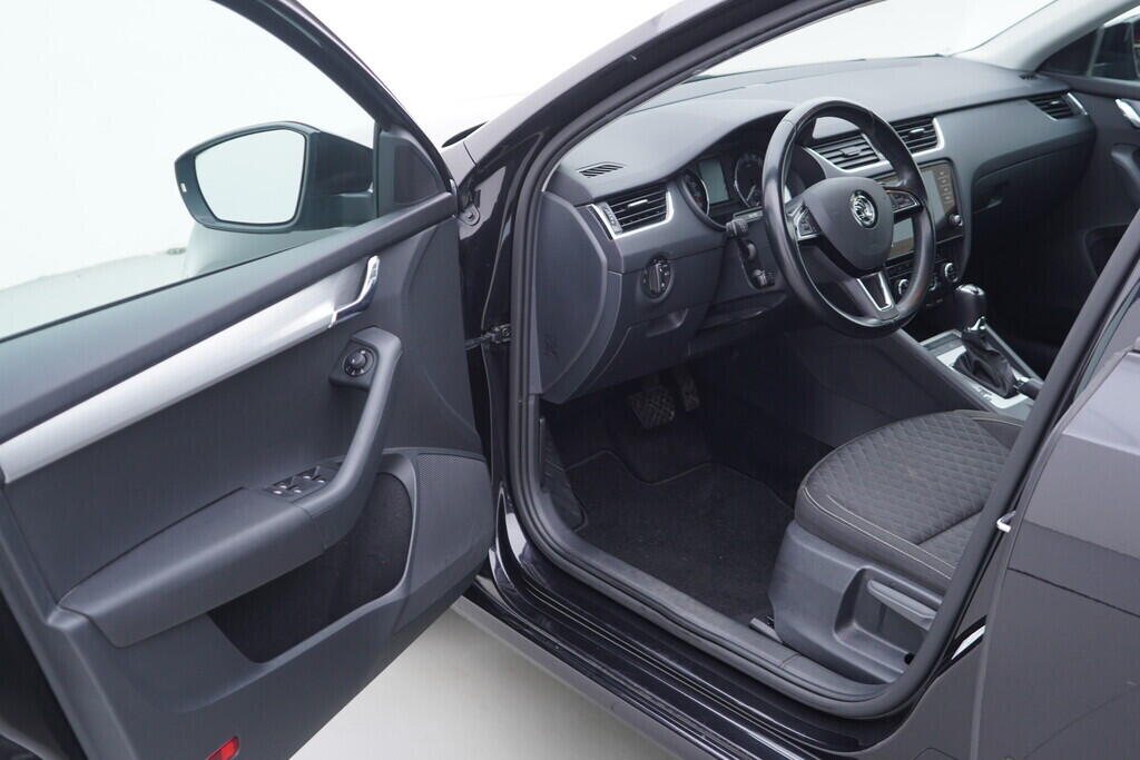 OV190V10157_18.webp_OCTAVIA Drive 2.0 TDI 110 kW automat, DPH