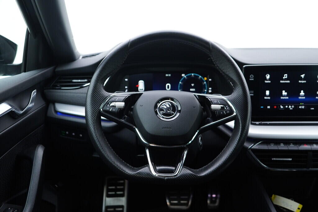 OV190V10162_28.webp_OCTAVIA SportLine 2.0 TDI 110 kW automat