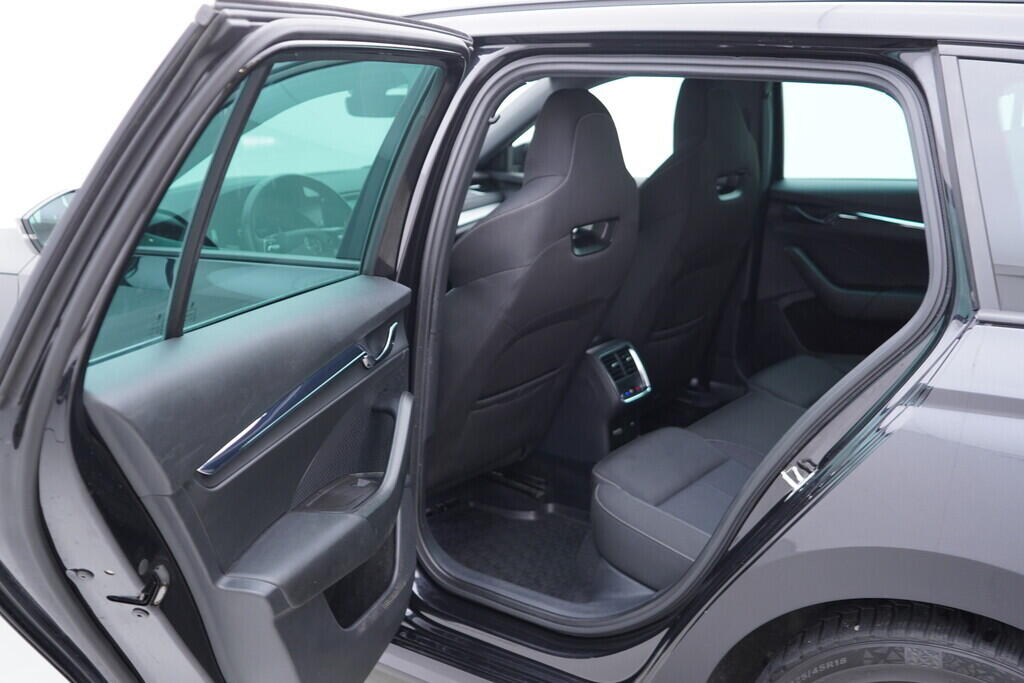 OV190V10162_36.webp_OCTAVIA SportLine 2.0 TDI 110 kW automat