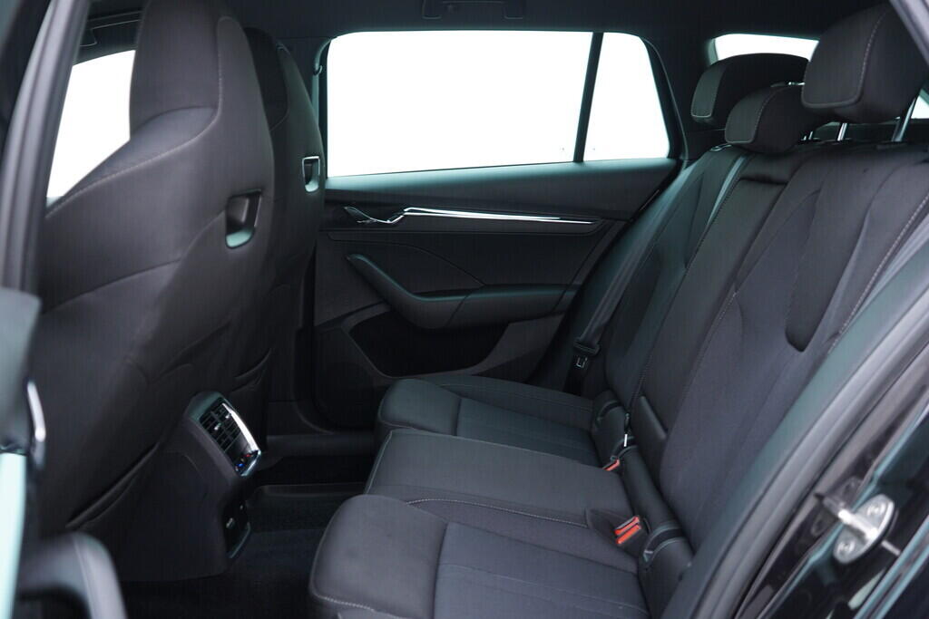 OV190V10162_38.webp_OCTAVIA SportLine 2.0 TDI 110 kW automat