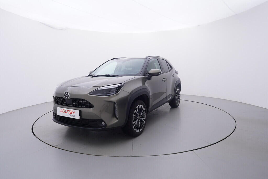 OV190V10163_10.webp_YARIS CROSS Adventure 1.5 HEV 68 kW automat