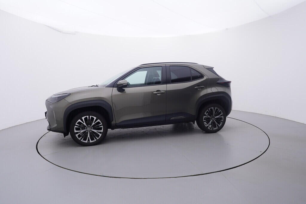 OV190V10163_11.webp_YARIS CROSS Adventure 1.5 HEV 68 kW automat