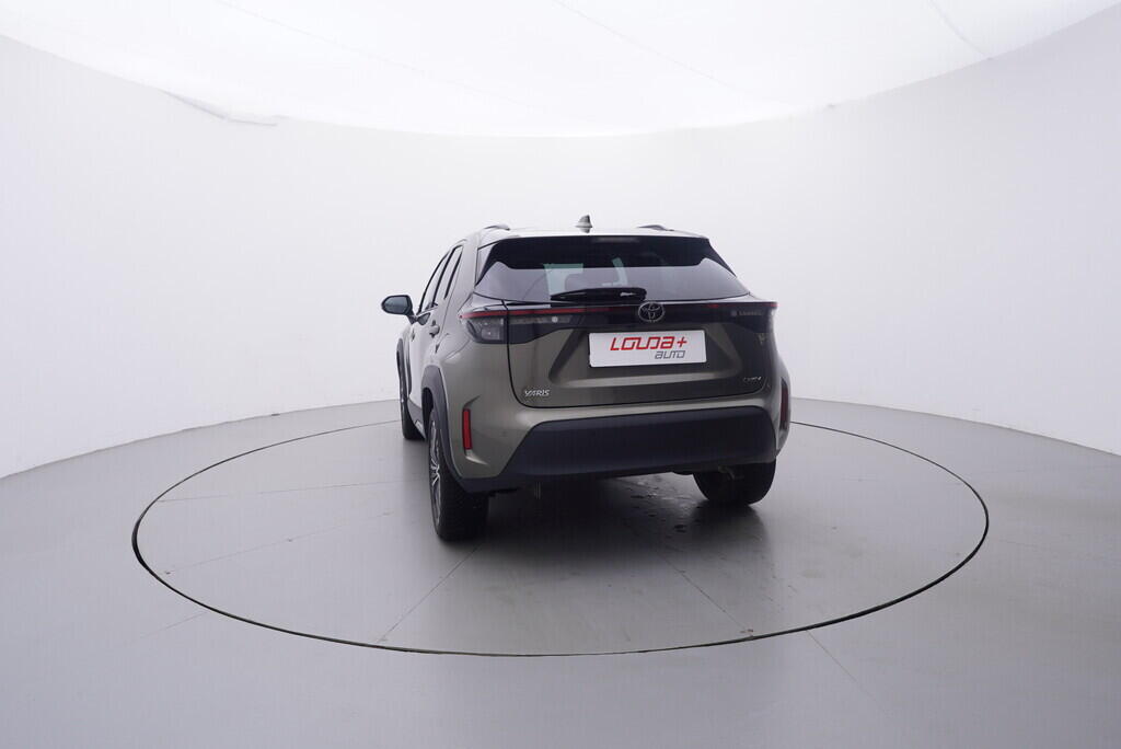 OV190V10163_13.webp_YARIS CROSS Adventure 1.5 HEV 68 kW automat