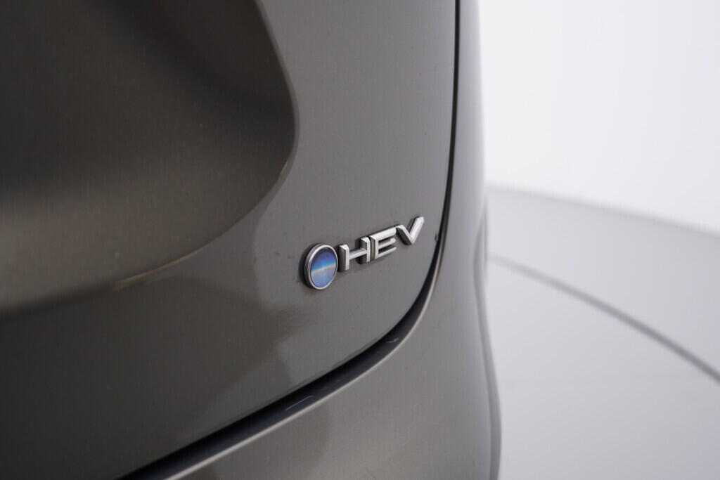 OV190V10163_38.webp_YARIS CROSS Adventure 1.5 HEV 68 kW automat