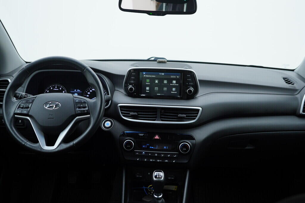 OV190V10164_25.webp_TUCSON Trikolor 1.6  100 kW manuál