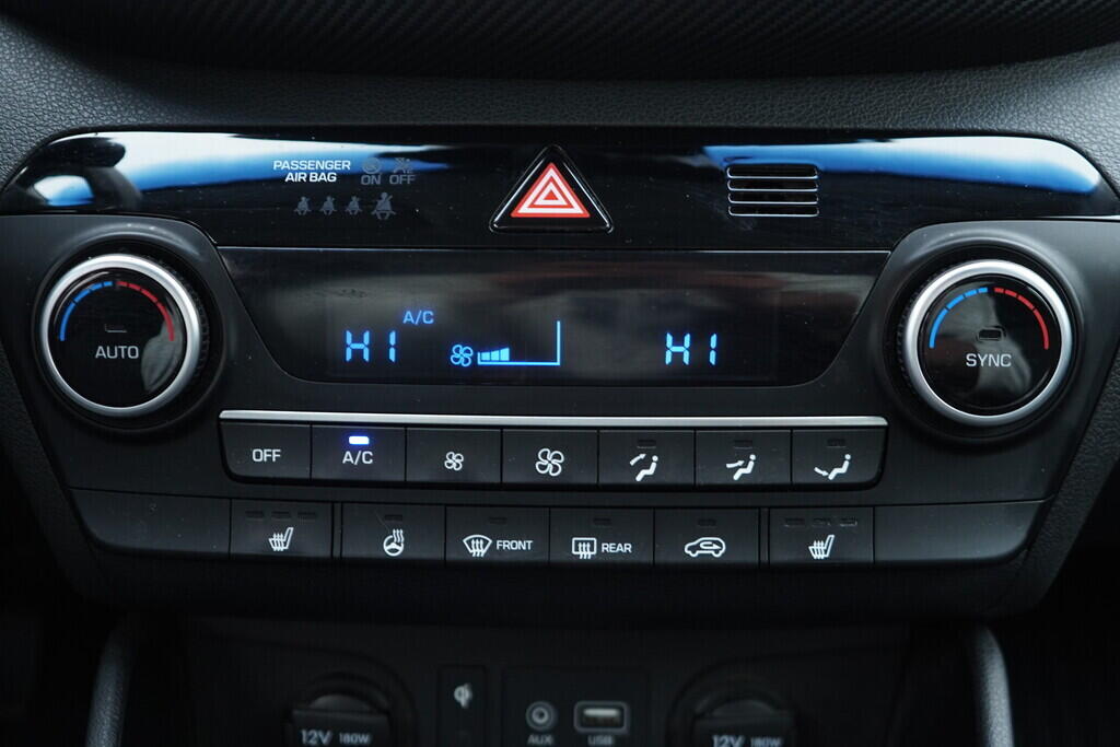 OV190V10164_29.webp_TUCSON Trikolor 1.6  100 kW manuál