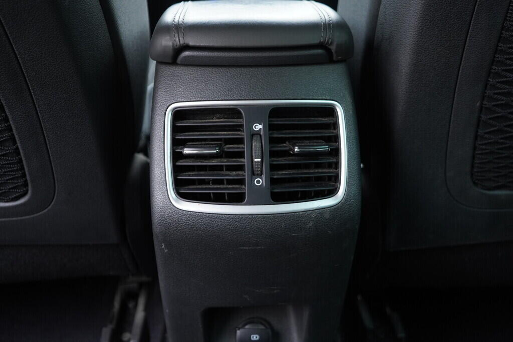 OV190V10164_32.webp_TUCSON Trikolor 1.6  100 kW manuál