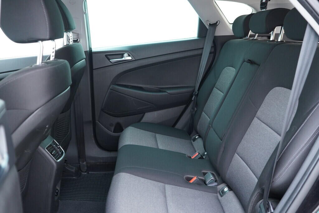 OV190V10164_33.webp_TUCSON Trikolor 1.6  100 kW manuál