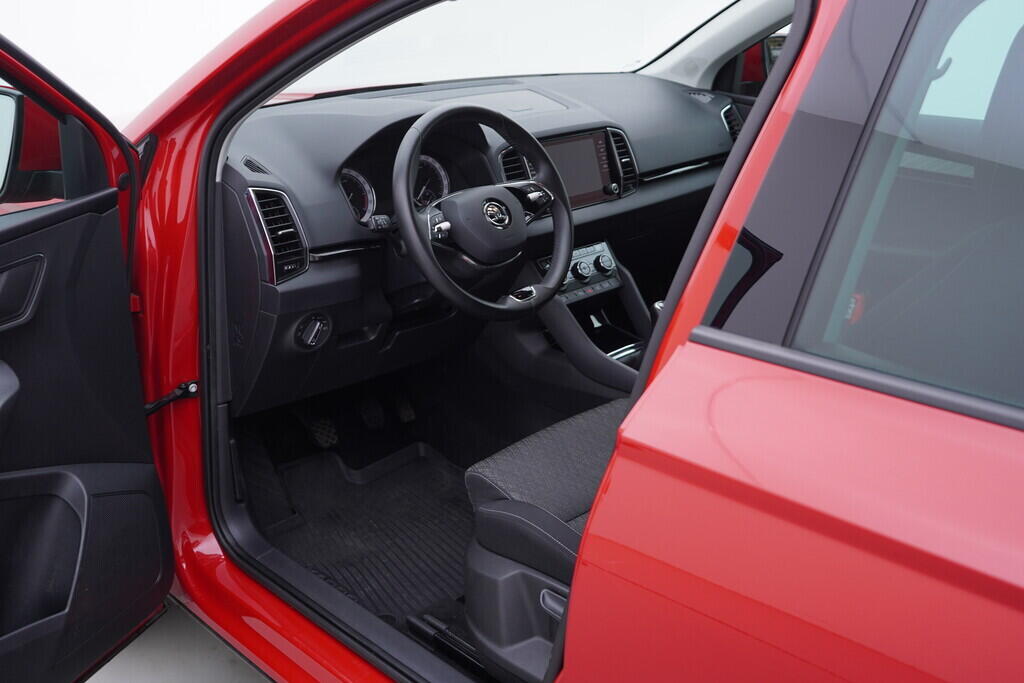 OV190V10166_18.webp_KAROQ Style 2.0 TDI 85 kW manuál, DPH