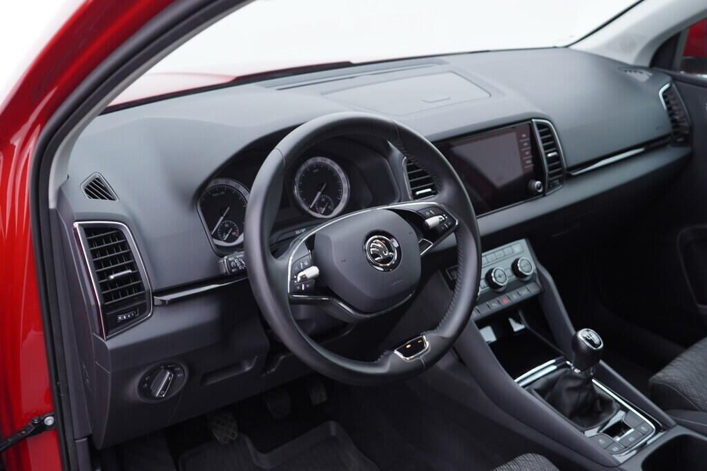 OV190V10166_21.webp_KAROQ Style 2.0 TDI 85 kW manuál, DPH