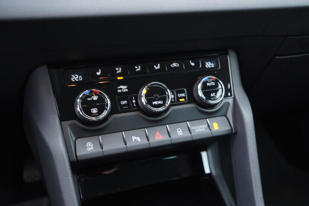 OV190V10166_31.webp_KAROQ Style 2.0 TDI 85 kW manuál, DPH