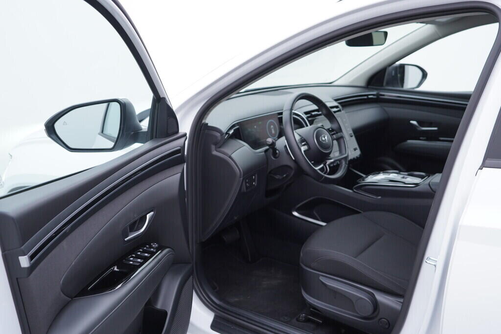 OV190V10167_18.webp_TUCSON Smart AT 1.6 T-GDI PHEV 132 kW automat, DPH