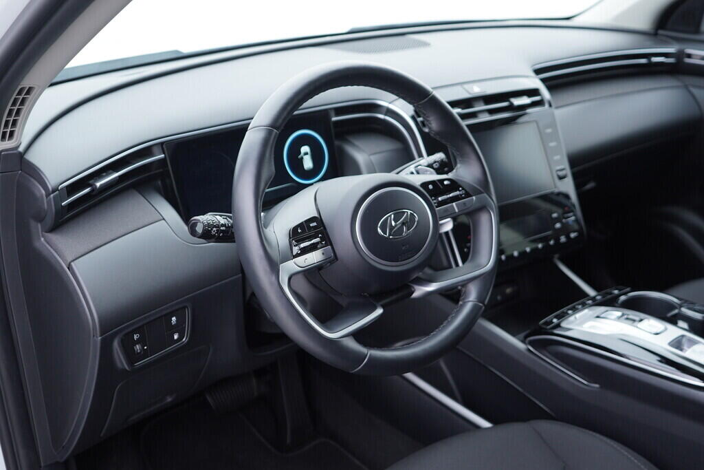 OV190V10167_21.webp_TUCSON Smart AT 1.6 T-GDI PHEV 132 kW automat, DPH