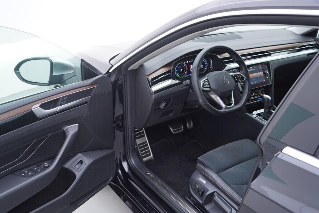 OV190V10168_18.webp_ARTEON Elegance 2.0 TDI 110 kW automat, DPH