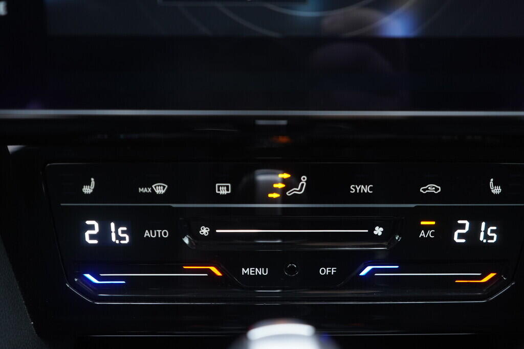 OV190V10168_34.webp_ARTEON Elegance 2.0 TDI 110 kW automat, DPH