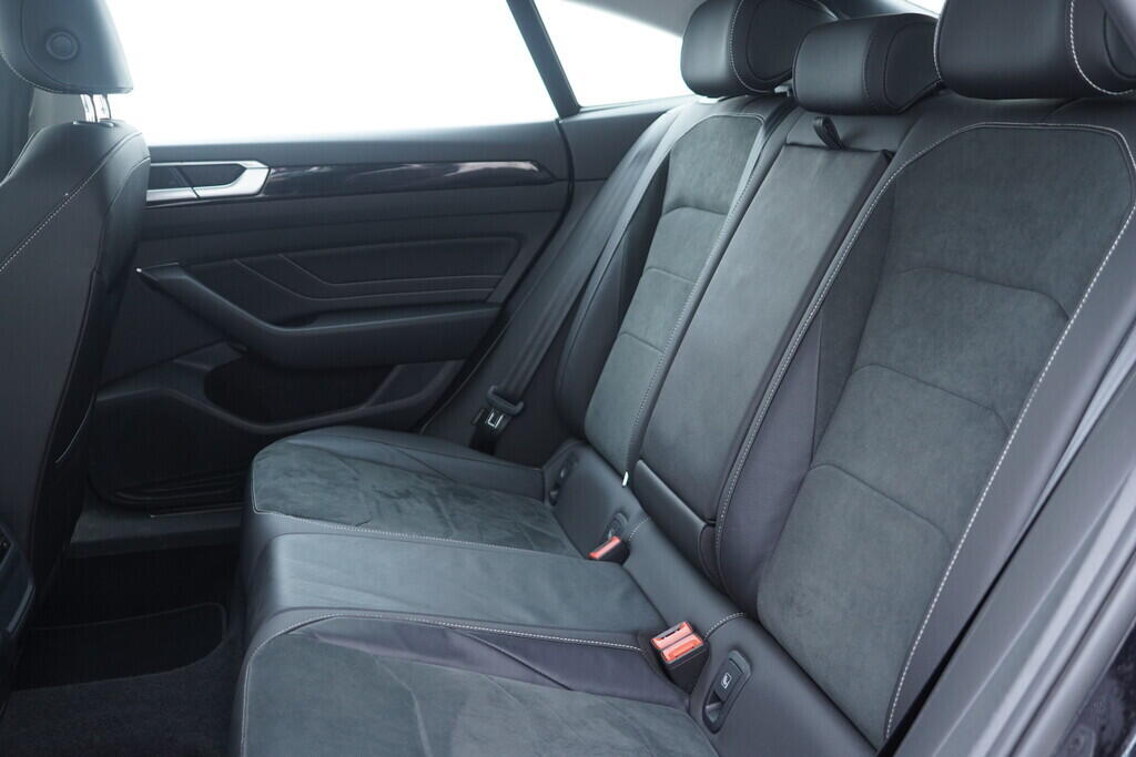 OV190V10168_37.webp_ARTEON Elegance 2.0 TDI 110 kW automat, DPH