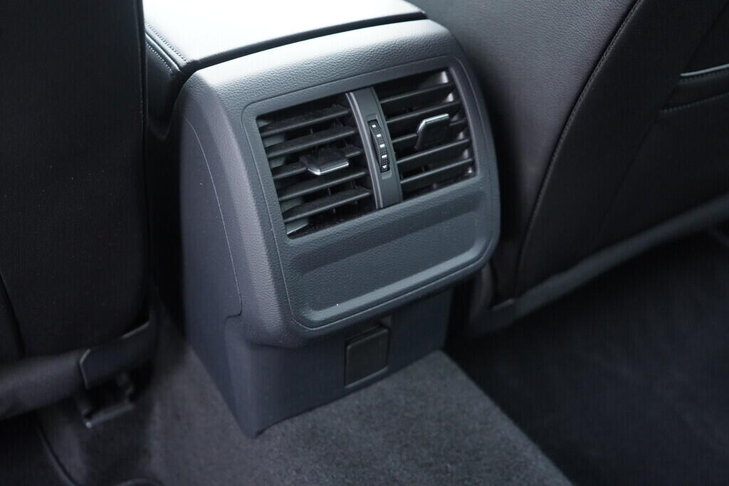 OV190V10168_38.webp_ARTEON Elegance 2.0 TDI 110 kW automat, DPH