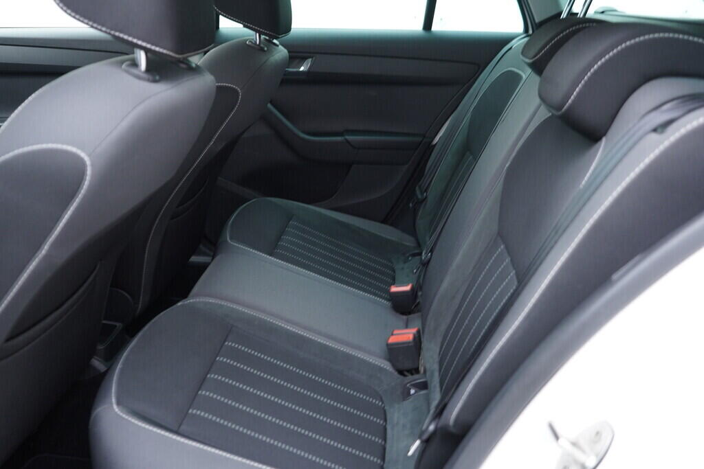 OV190V10170_32.webp_FABIA Style 1.0 TSI 70 kW manuál, DPH