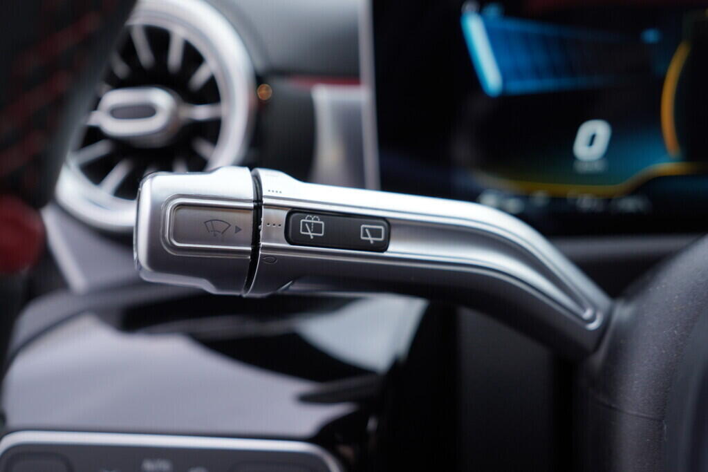 OV190V10171_24.webp_A140 AMG 2.0 Mercedes-AMG A 35 4MATIC (W177) 225 kW automat