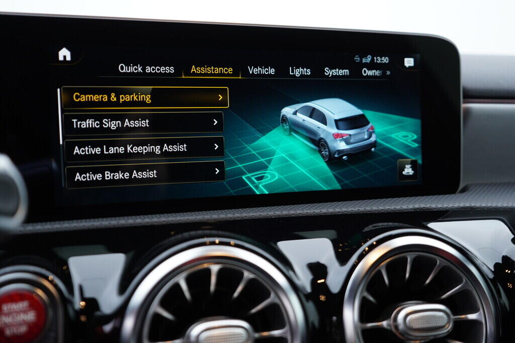 OV190V10171_32.webp_A140 AMG 2.0 Mercedes-AMG A 35 4MATIC (W177) 225 kW automat