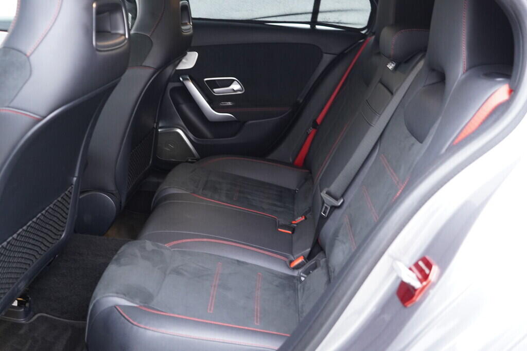 OV190V10171_40.webp_A140 AMG 2.0 Mercedes-AMG A 35 4MATIC (W177) 225 kW automat