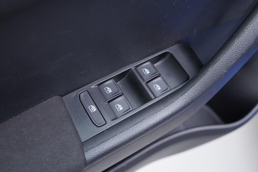 OV190V10174_21.webp_FABIA Style 1.0 TSI 81 kW manuál