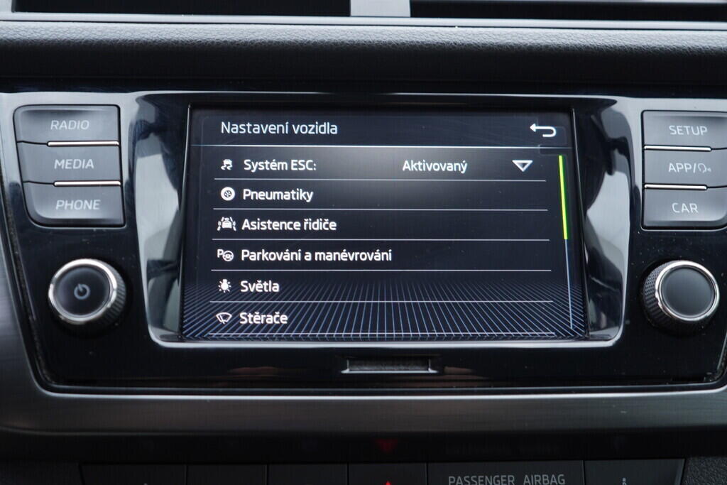 OV190V10174_31.webp_FABIA Style 1.0 TSI 81 kW manuál