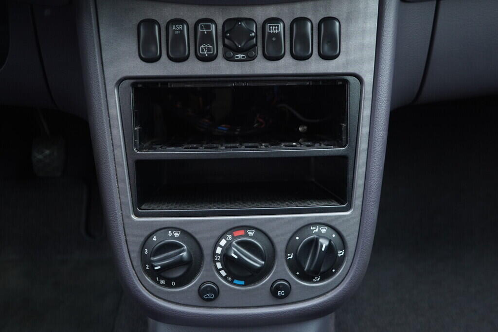 OV190V10178_25.webp_A170  1.7 CDI 70 kW manuál