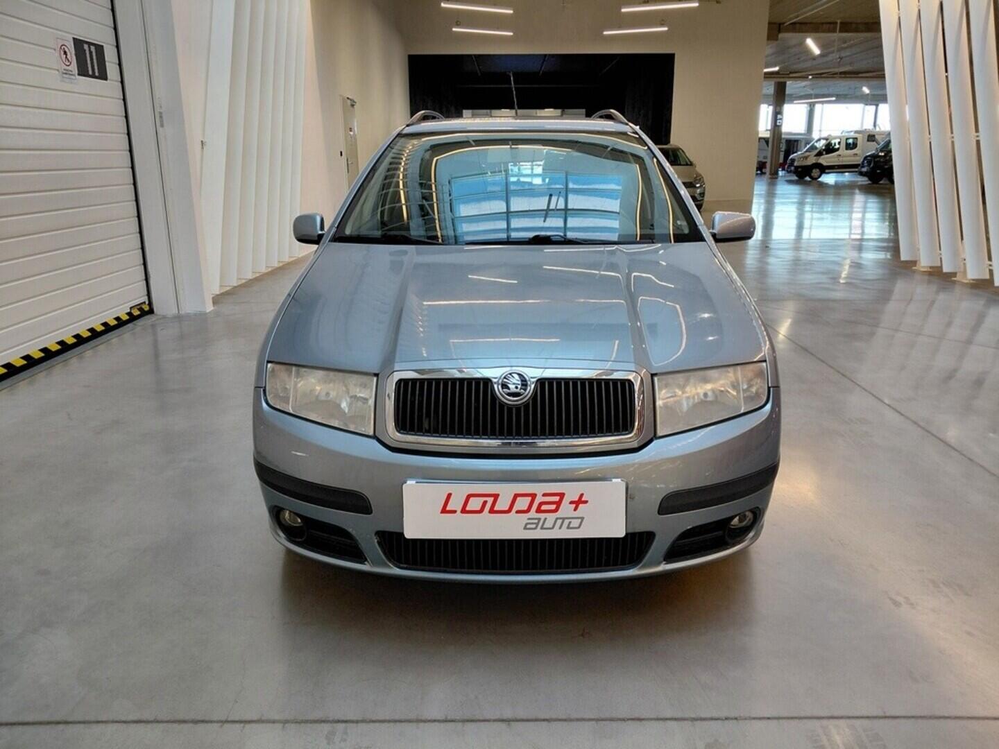 OV190V10179_13.webp_FABIA Ambiente 1.4 16V 55 kW manuál