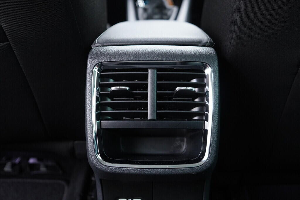 OV190V10181_36.webp_OCTAVIA Style 2.0 TDI 85 kW manuál, DPH