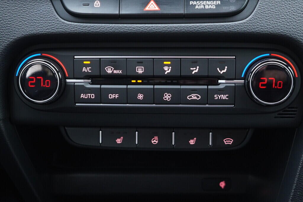 OV190V10182_37.webp_PRO_CEED GT 1.6 G4FJ 150 kW automat, DPH